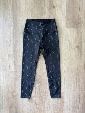 BEYONG YOGA High Waisted Midi Leggings Black Champagne Glasses SMALL
